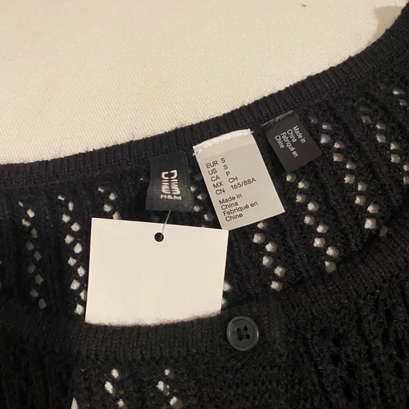 H&M Cardigan - Picture 2 of 3